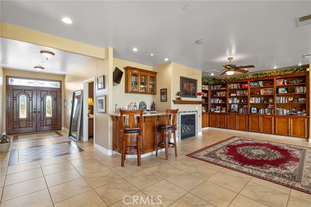 38792 Comanche Point Road, Arvin CA: https://media.crmls.org/medias/eeed3c7f-4803-425c-96ed-437a68a4040c.jpg