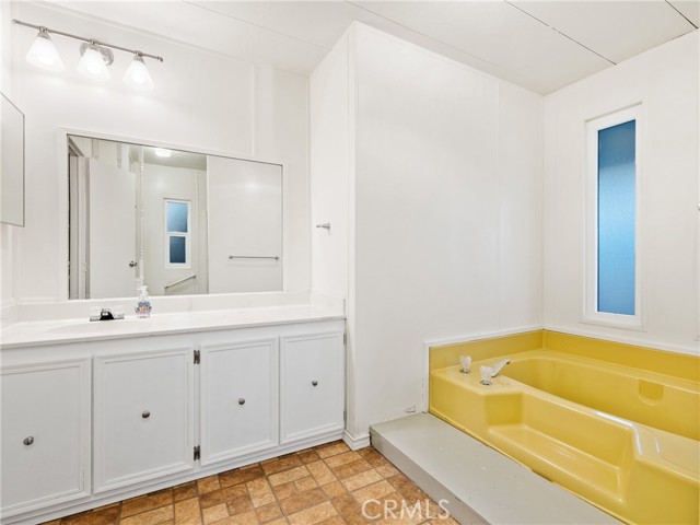 Detail Gallery Image 26 of 34 For 13393 Mariposa Rd #112,  Victorville,  CA 92395 - 2 Beds | 2 Baths