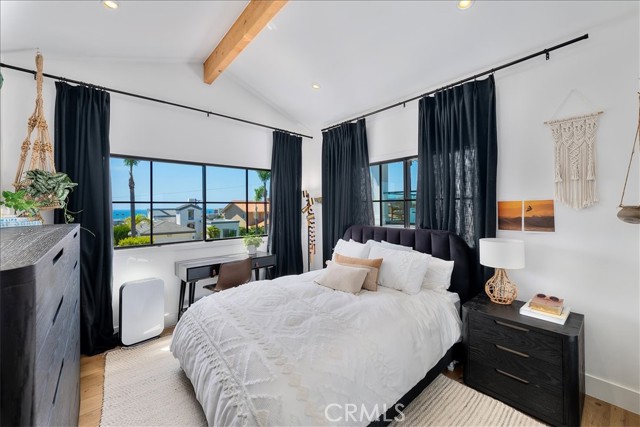 554 S Helberta Avenue, Redondo Beach CA: https://media.crmls.org/medias/eeee0d73-6dfe-45d0-bacd-d8f71ade213c.jpg