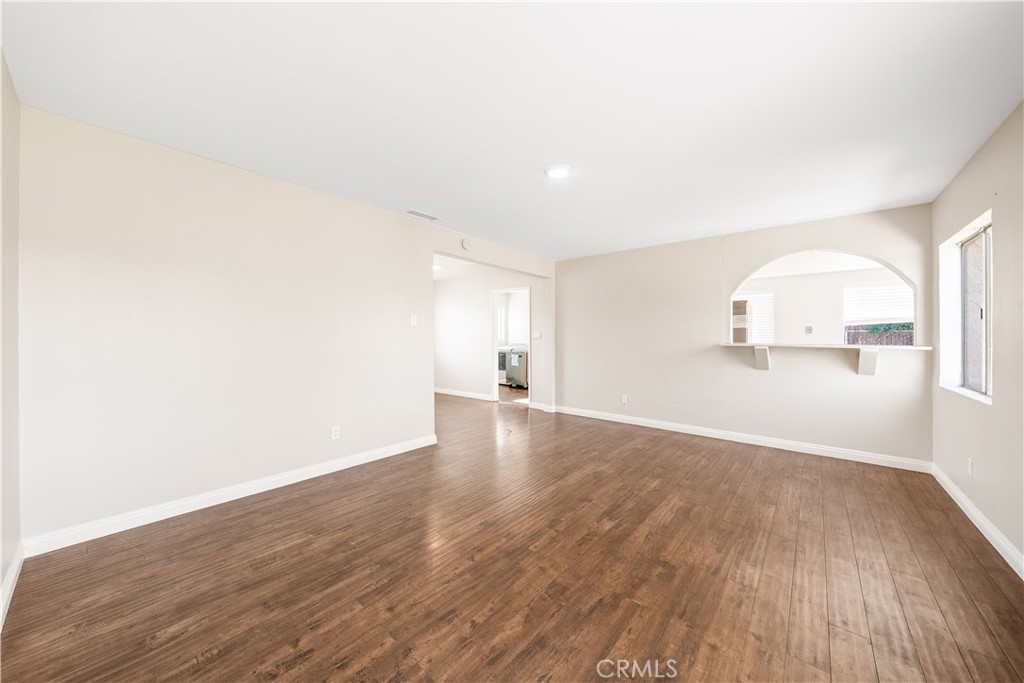 MLS #WS25258026 image #2