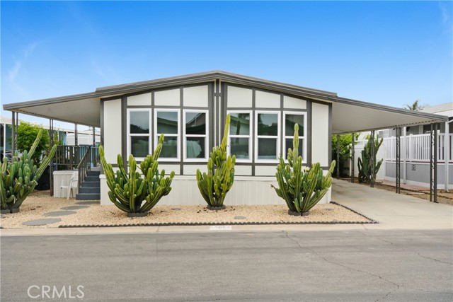 Detail Gallery Image 1 of 15 For 4361 Mission Blvd #100,  Montclair,  CA 91763 - 4 Beds | 2 Baths