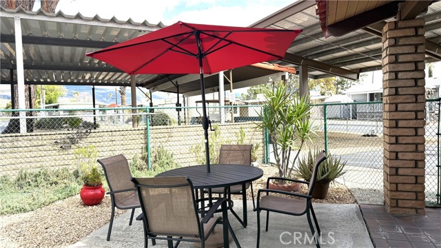 25521 Lincoln Avenue, Hemet CA: https://media.crmls.org/medias/eeeeb9d6-259b-48ae-b40b-e8cea53efdc1.jpg