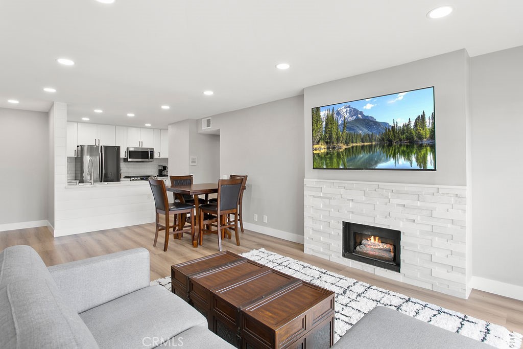3621 S Bear Street H, Santa Ana, CA 92704