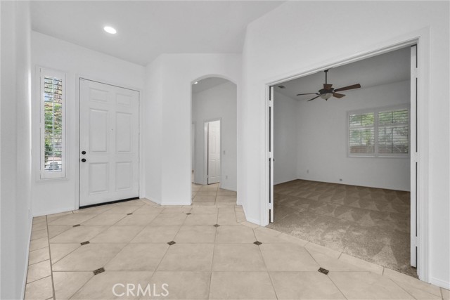 39624 Tamarisk, Murrieta CA: https://media.crmls.org/medias/eeef7064-cc0e-466a-9a7e-49f661e36987.jpg