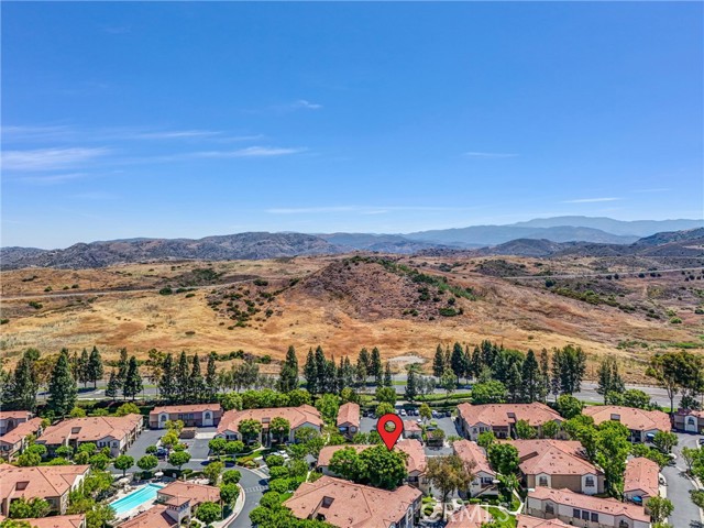 192 S Cross Creek Road, Orange CA: https://media.crmls.org/medias/eeeff380-a6a5-4d18-9289-60425a05bb85.jpg