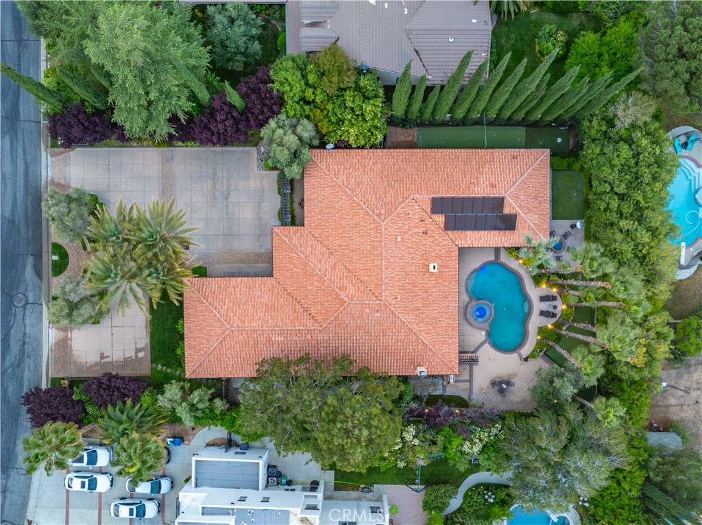 https://media.crmls.org/medias/eef104f0-b629-4122-a3fb-58fe2a7c83d2.jpg?preset=X-Large