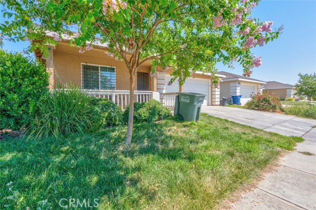 Detail Gallery Image 3 of 26 For 435 E San Pedro St, Merced,  CA 95341 - 5 Beds | 2 Baths