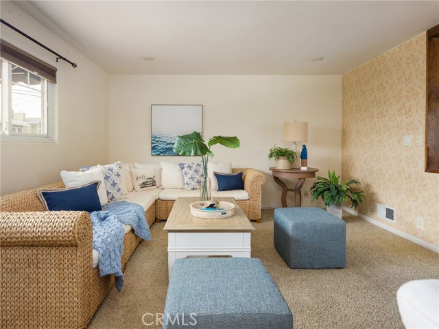 1724 Herrin Street, Redondo Beach, California 90278, 3 Bedrooms Bedrooms, ,1 BathroomBathrooms,Residential,Sold,Herrin,SB22089715