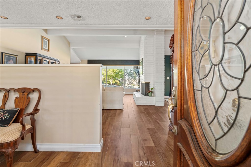 MLS #OC25261048 image #10