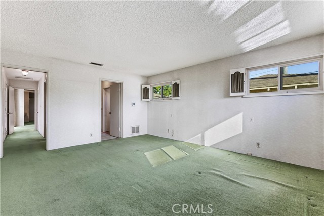 Detail Gallery Image 20 of 60 For 249 S Lincoln St, Burbank,  CA 91506 - 3 Beds | 2 Baths