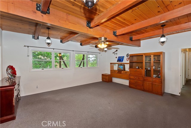 26349 Walnut Hills Drive, Lake Arrowhead CA: https://media.crmls.org/medias/eef27d0e-549b-4751-9f16-2a697bb18da3.jpg