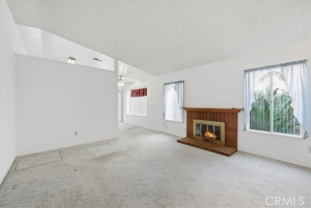 Detail Gallery Image 5 of 19 For 779 Atchison, Colton,  CA 92324 - 3 Beds | 2 Baths