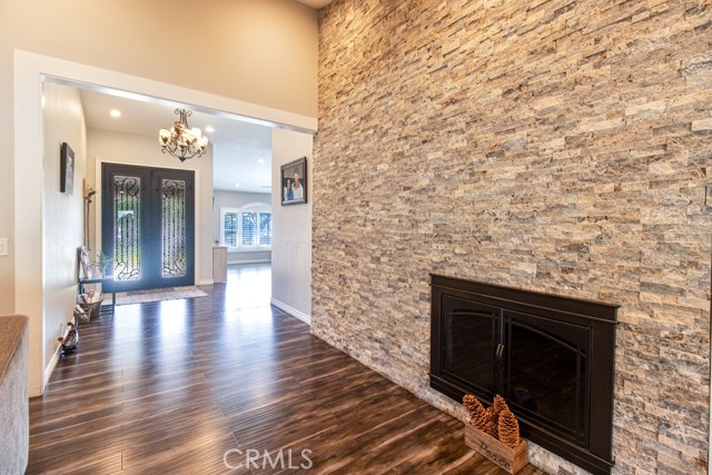 Detail Gallery Image 5 of 30 For 351 W Buffington St, Upland,  CA 91784 - 4 Beds | 3 Baths