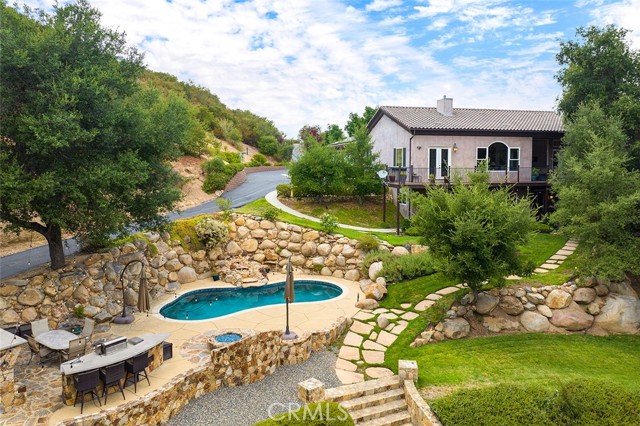 40860 Calle Bandido, Murrieta CA: https://media.crmls.org/medias/eef3f45d-12cc-4a13-918e-249714ee6904.jpg