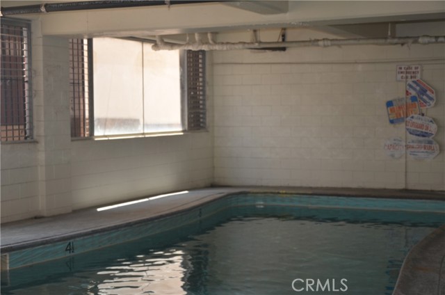 6333 Milton Avenue, Whittier CA: https://media.crmls.org/medias/eef3f8b7-a07f-4841-82ed-4ba8686b4ecc.jpg