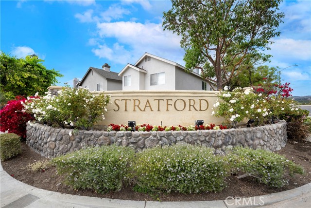 3518 E Berkshire Court, Orange CA: https://media.crmls.org/medias/eef44626-3804-417d-bb26-4d4846fe2150.jpg