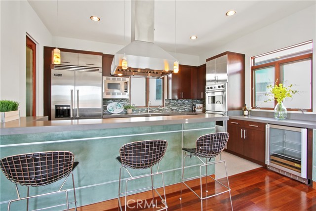 3212 Alma Avenue, Manhattan Beach, California 90266, 3 Bedrooms Bedrooms, ,3 BathroomsBathrooms,Residential,Sold,Alma,SB21214161