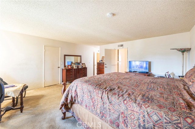 Detail Gallery Image 21 of 33 For 5950 E Imperial Hwy #55,  South Gate,  CA 90280 - 2 Beds | 2/1 Baths