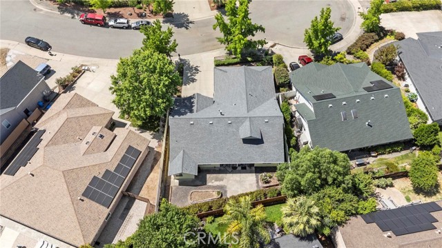 17 Pleasant Oak Lane, Oroville CA: https://media.crmls.org/medias/eef5b894-fb55-47ad-a500-821b271be60c.jpg