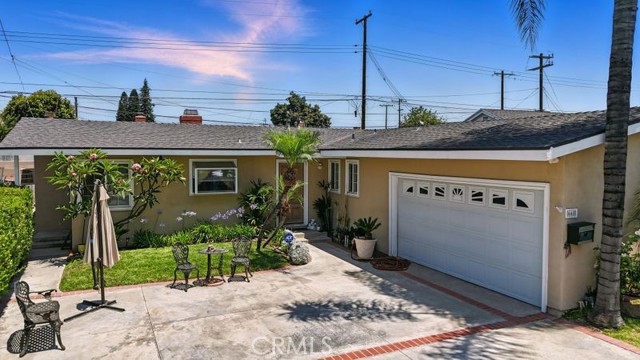 665 N Waterbury Avenue, Covina CA: https://media.crmls.org/medias/eef62444-9af2-4d37-87af-2a1e305ab34d.jpg
