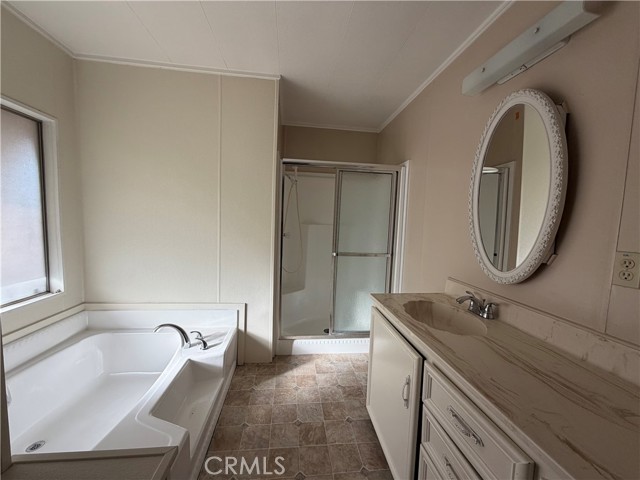 701 Montara Road, Barstow CA: https://media.crmls.org/medias/eef6b12f-fc45-4b25-bac3-5a75bf577a56.jpg