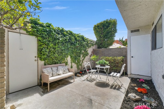27925 Ridgebluff Court, Rancho Palos Verdes CA: https://media.crmls.org/medias/eef76dec-a391-4b28-8a98-abfa28ace983.jpg
