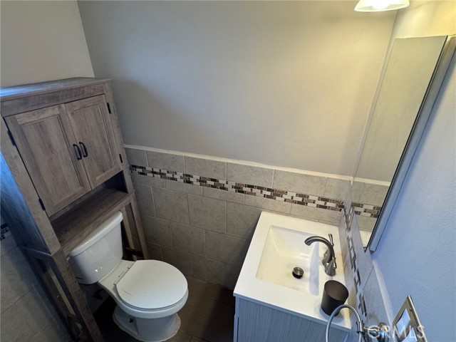 Image 19 of 29 For 926 Griffith Way