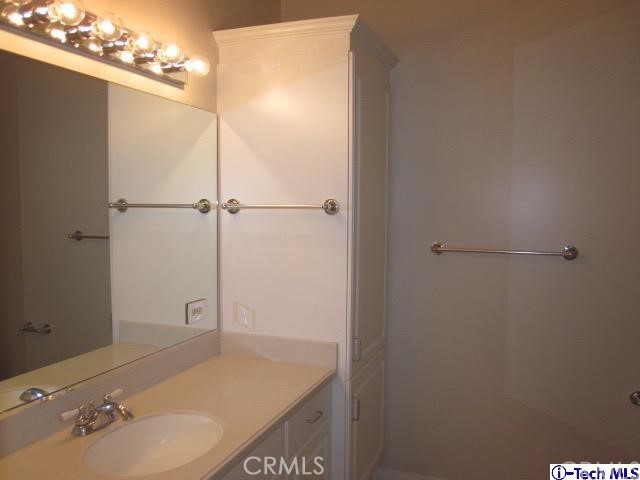 Detail Gallery Image 23 of 31 For 2283 Waltonia Dr #105,  Montrose,  CA 91020 - 3 Beds | 2/1 Baths