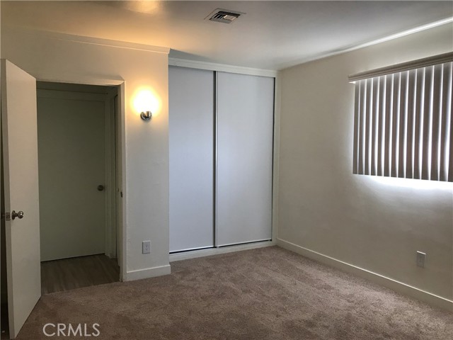 Detail Gallery Image 10 of 17 For 12081 Marigold Ave, Moreno Valley,  CA 92557 - 3 Beds | 1 Baths