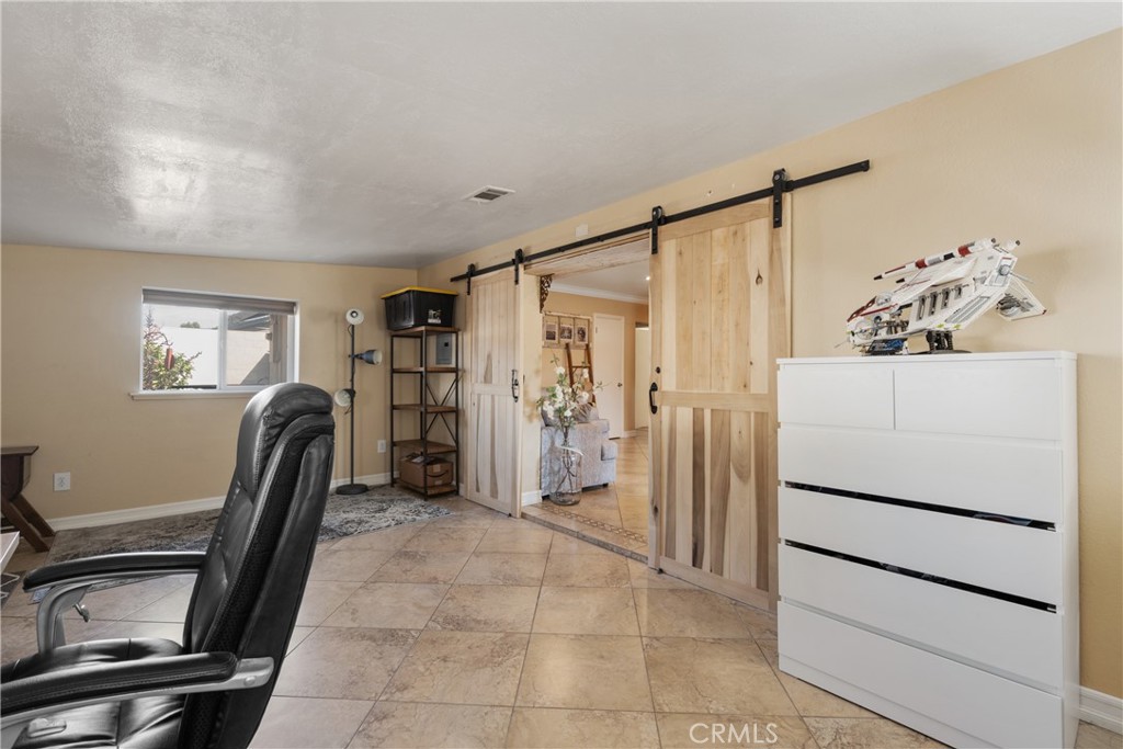 MLS #CV25201186 image #25