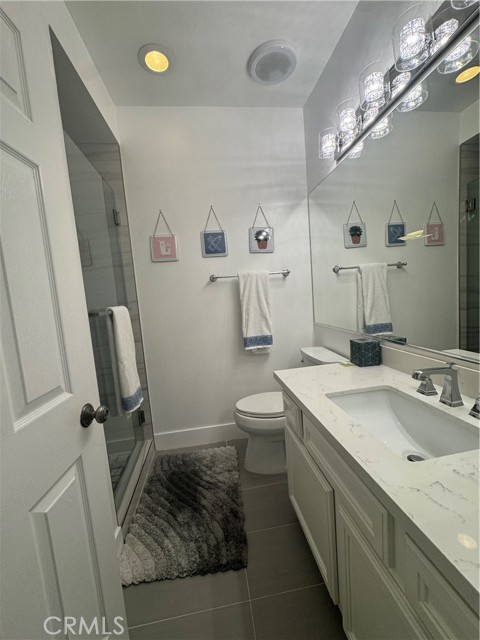 120 Jadestone, Irvine CA: https://media.crmls.org/medias/eef87c25-7859-423c-b9b3-9b26e673e69f.jpg