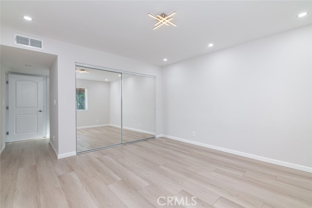356 W California Avenue, Glendale CA: https://media.crmls.org/medias/eef886b3-d767-443d-8e6a-01b277acd80f.jpg
