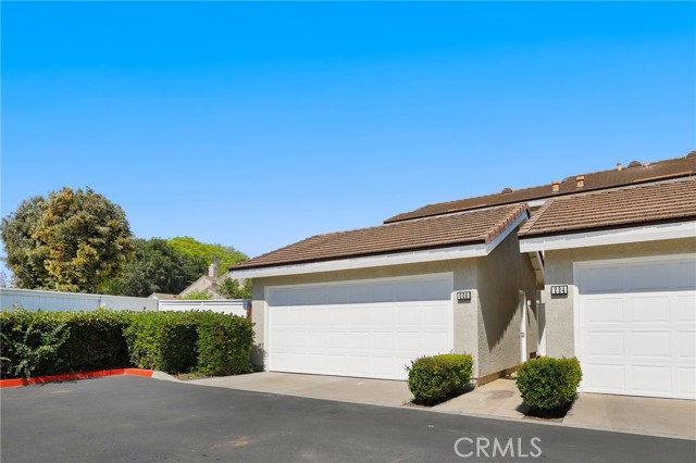 226 Greenmoor, Irvine CA: https://media.crmls.org/medias/eef8f4be-63c5-4a95-94ce-6834b6a1bfbe.jpg