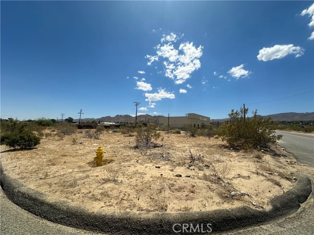 0 Sunset Road, Joshua Tree CA: https://media.crmls.org/medias/eef90347-733a-44a3-85e9-84784be9a882.jpg