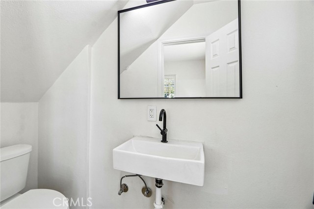 17408 Elkwood photo 26