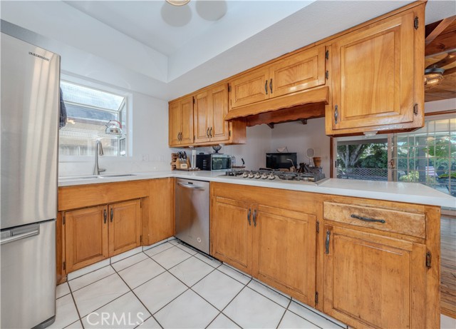 Detail Gallery Image 10 of 60 For 8922 Tracy Ave, Garden Grove,  CA 92841 - 3 Beds | 2 Baths