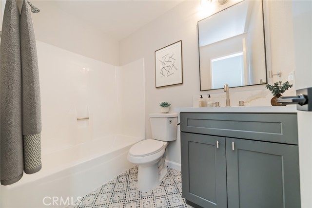 Image 11 of 21 For 24131 Powell Place