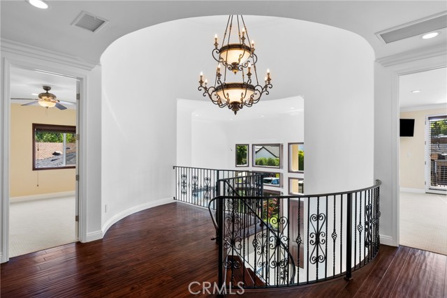 Detail Gallery Image 15 of 39 For 4818 Lemona Ave, Sherman Oaks,  CA 91403 - 5 Beds | 6 Baths