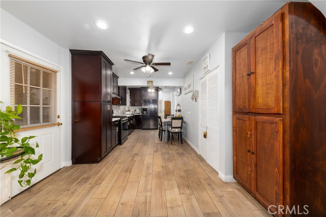 Detail Gallery Image 7 of 26 For 12005 Washington Bld, Whittier,  CA 90606 - 3 Beds | 1/1 Baths