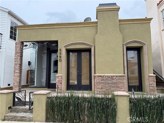 Front Image Thumbnail for CROC26069577