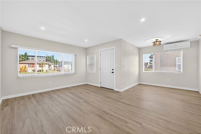 Detail Gallery Image 4 of 24 For 1842 E 123rd, Los Angeles,  CA 90059 - 3 Beds | 2 Baths