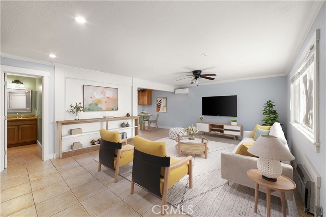 Detail Gallery Image 4 of 37 For 479 E 1st, Tustin,  CA 92780 - 2 Beds | 1/1 Baths