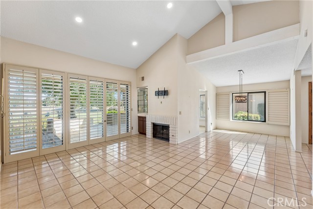 132 Gran Via, Palm Desert, CA 92260
