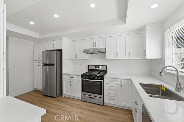 Detail Gallery Image 5 of 21 For 6686 Moselle Cir, Yorba Linda,  CA 92886 - 4 Beds | 2/1 Baths