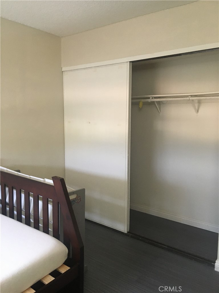 MLS #WS25263794 image #9