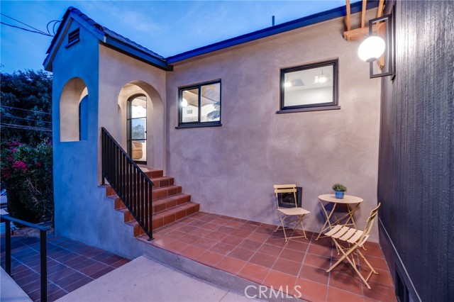 Detail Gallery Image 4 of 68 For 5125 Granada St, Los Angeles,  CA 90042 - 3 Beds | 2 Baths