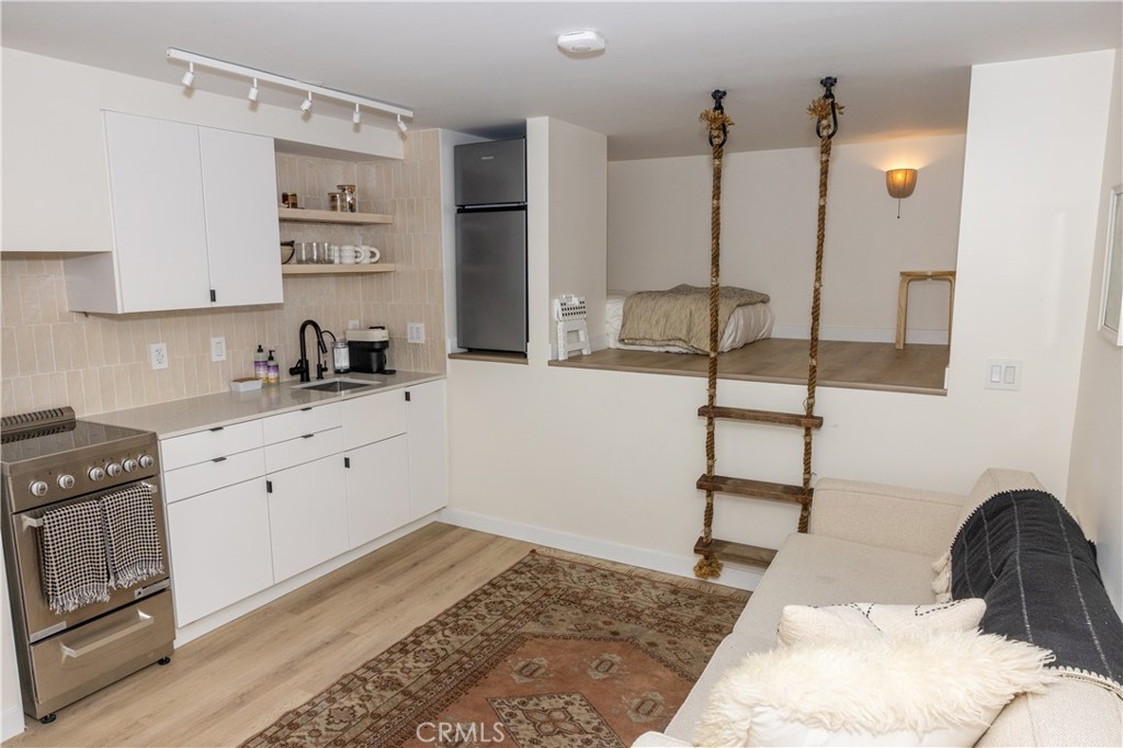 Eefea8f5 F9c0 4c7f 9fc4 0b48b4fcd67d