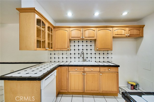 Detail Gallery Image 6 of 28 For 212 S Kraemer Bld #1205,  Placentia,  CA 92870 - 2 Beds | 1 Baths
