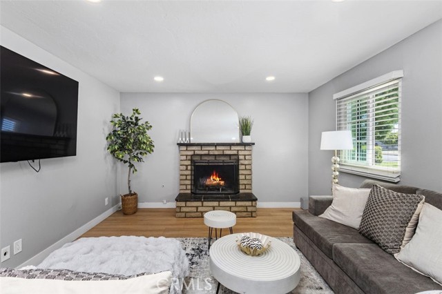 Front Image Thumbnail for CRSW25252863