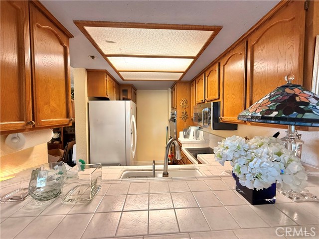 Detail Gallery Image 8 of 17 For 13650 Del Monte Dr. 28b,  Seal Beach,  CA 90740 - 2 Beds | 2 Baths